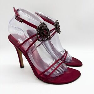 Stuart Weitzman Ramblin Rose Heels Ruby Red Satin Metal Gemstone Rosette Size 6